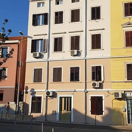 4 Four Daire Rijeka